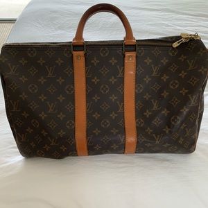 Louis Vuitton travels handbag 👜 Authentic